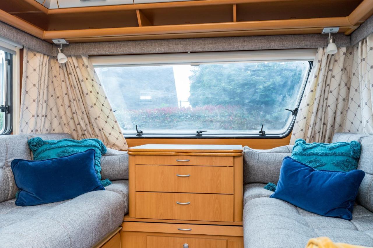 Cosy Caravan On Luxury Campsite Hulme End Exterior foto
