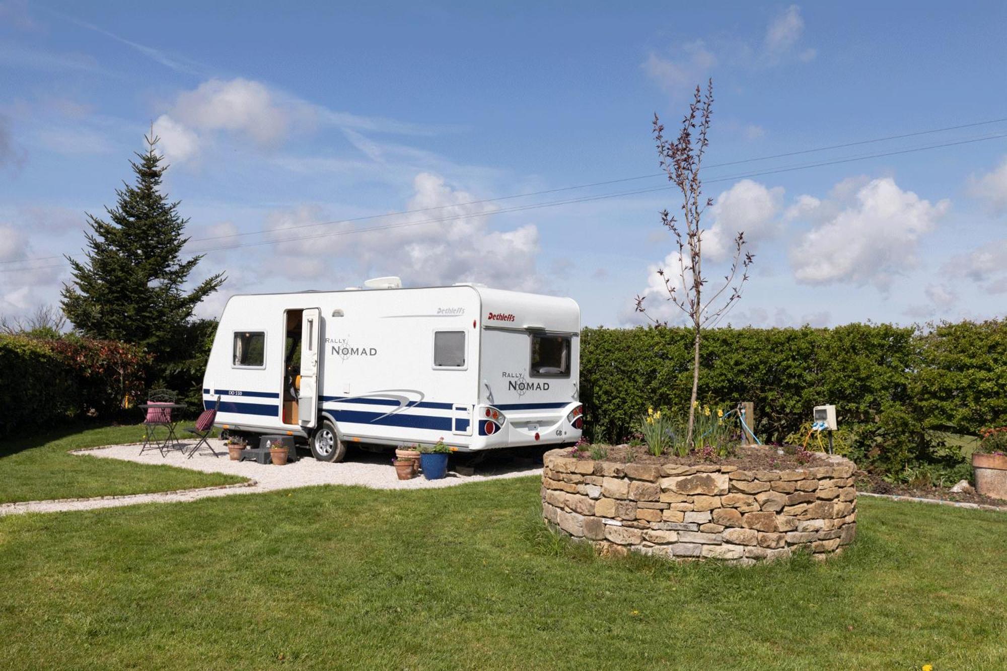 Cosy Caravan On Luxury Campsite Hulme End Exterior foto