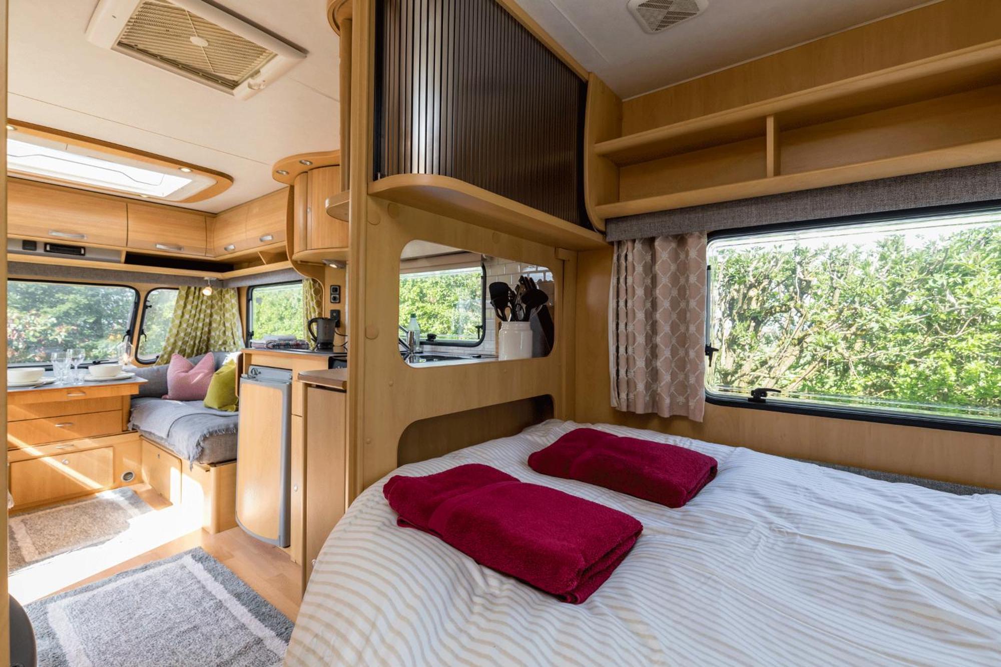 Cosy Caravan On Luxury Campsite Hulme End Exterior foto